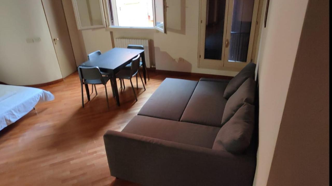 De' Pepoli Apartments Bologna Esterno foto